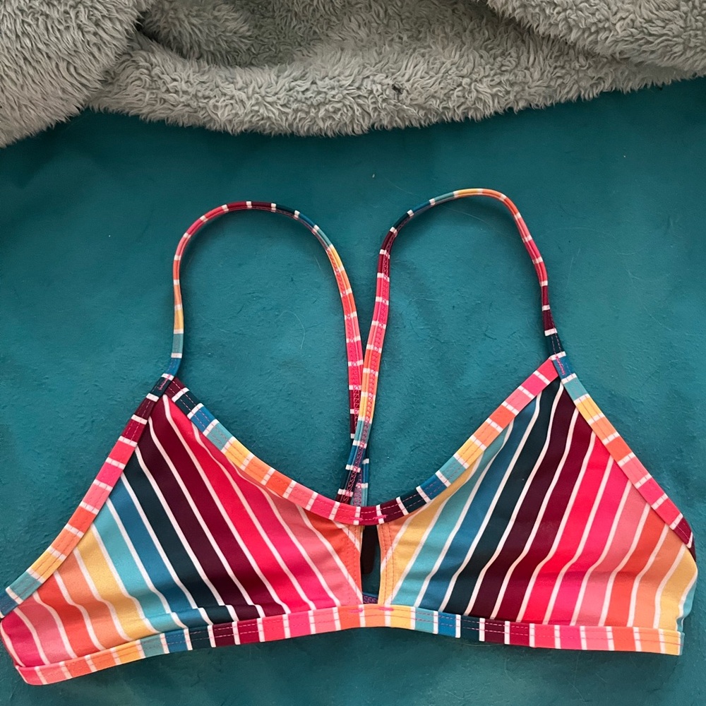 Jolyn Bikini Top